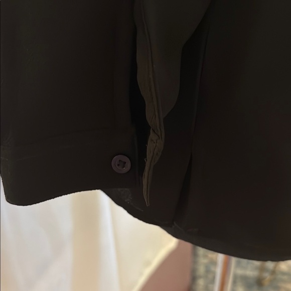 Classic Black Women's Button-Up Top Medium. - Picture 3 of 8